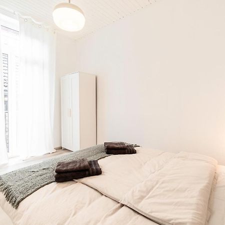 Exklusive Wohnung Am Weserdeich Bremen Luaran gambar